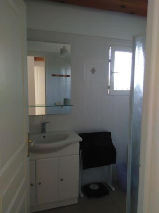 T2: 45M2 :4 Places :Independant Dans Villa Hyeres Exterior photo